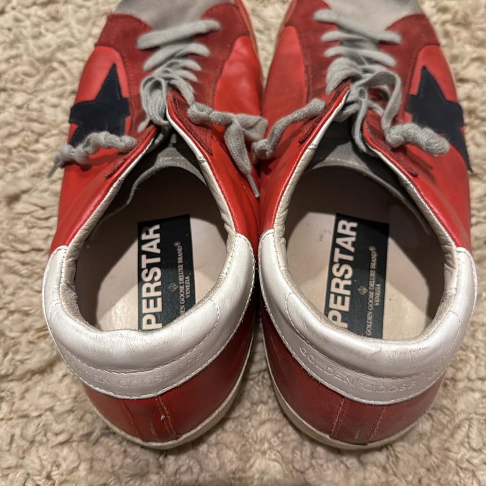 Golden Goose Men’s Red Leather Black Star Superstar Low Top Sneakers - Picture 4 of 9